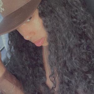 Meet your Posher, Aminah